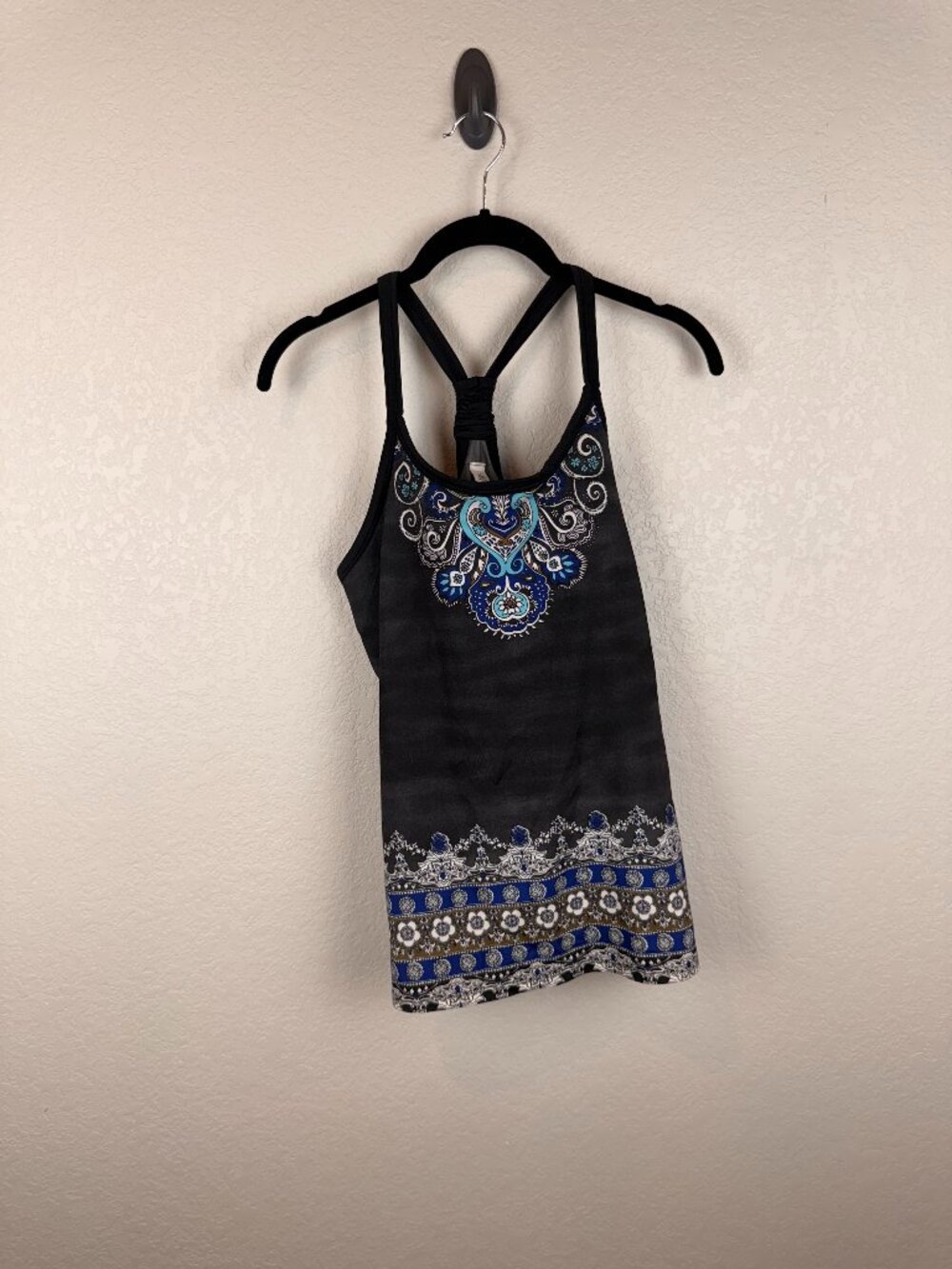 Athleta Women's Black Blue Paisley Print Racerback Workout Tank Top Medium